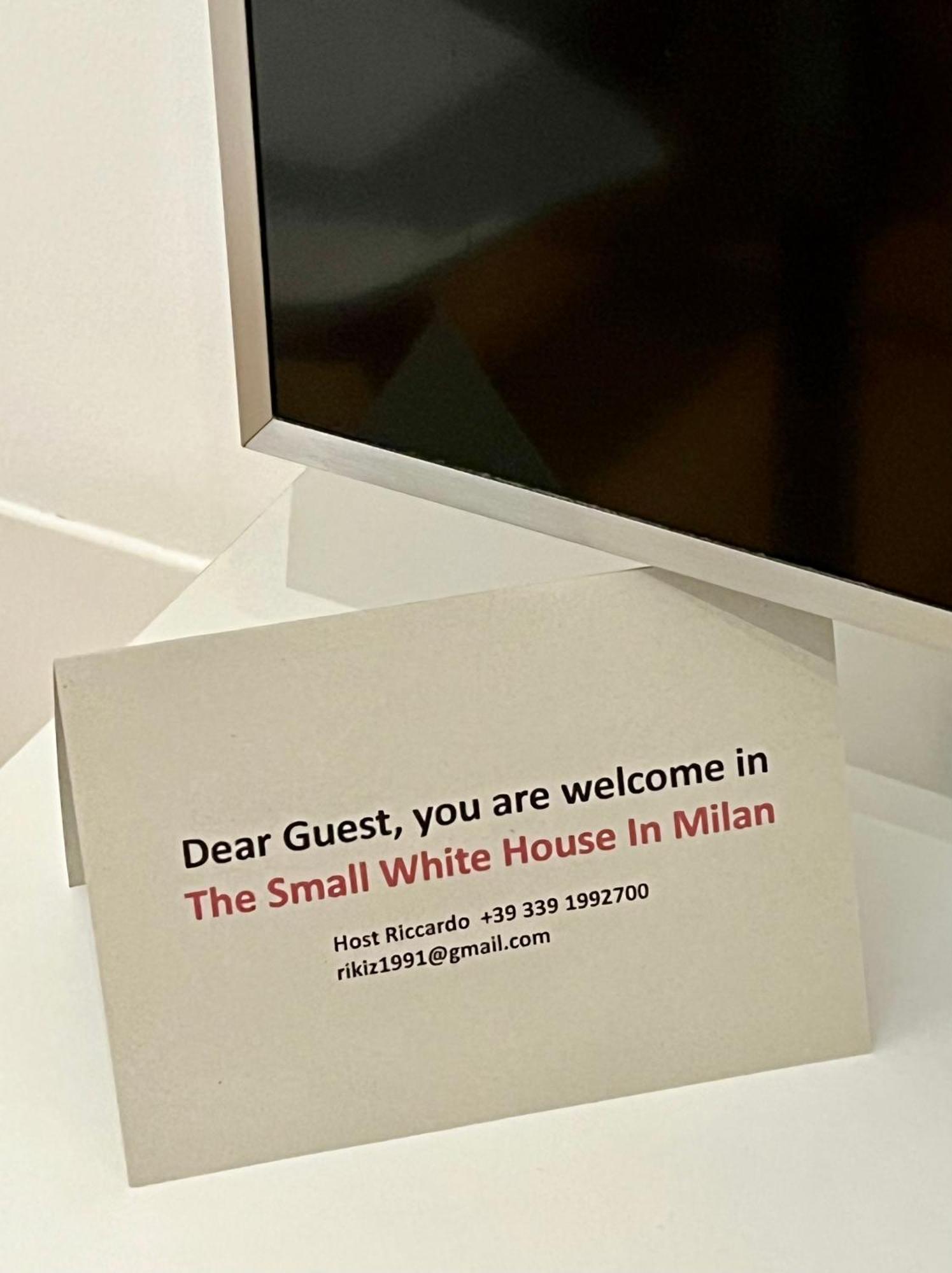 The Small White House In มิลาน ภายนอก รูปภาพ